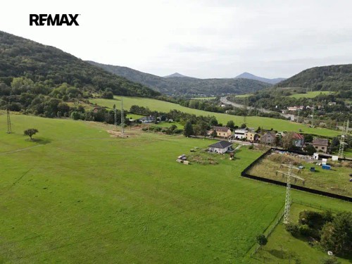 Prodej stavebního pozemku 1316 m²