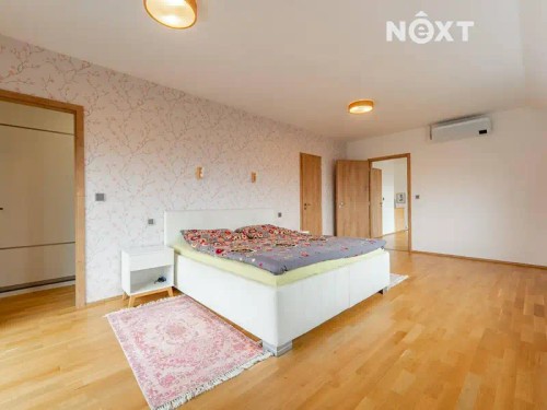 Prodej domu 304 m², pozemek 1352 m²