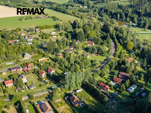 Prodej stavebního pozemku 1105 m²
