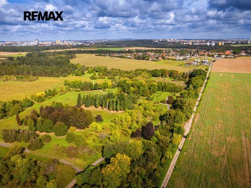 Prodej domu 304 m², pozemek 2708 m²