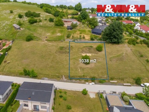 Prodej stavebního pozemku 1038 m²