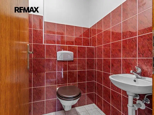 Prodej domu 570 m², pozemek 1464 m²