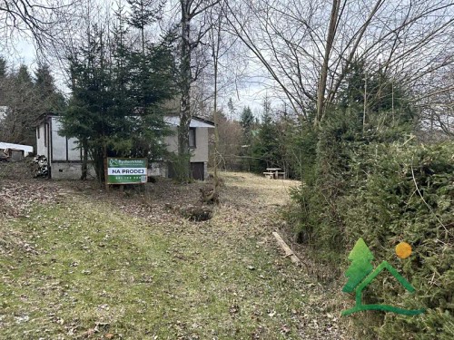 Prodaná chata 40 m², pozemek 495 m²