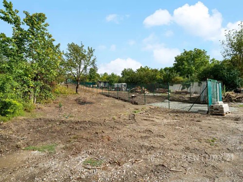 Prodej chaty 21 m², pozemek 1525 m²