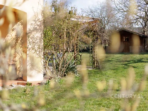 Prodej domu 242 m², pozemek 1 m²