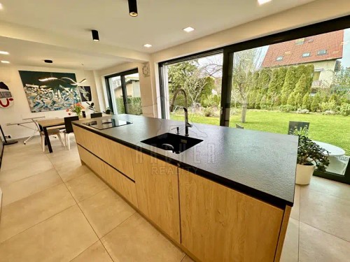 Prodej domu 212 m², pozemek 654 m²