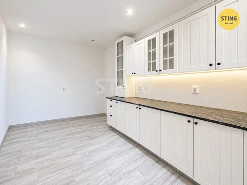Prodej vily 136 m², pozemek 1300 m²