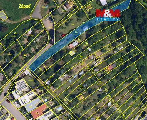 Prodej stavebního pozemku 1272 m²
