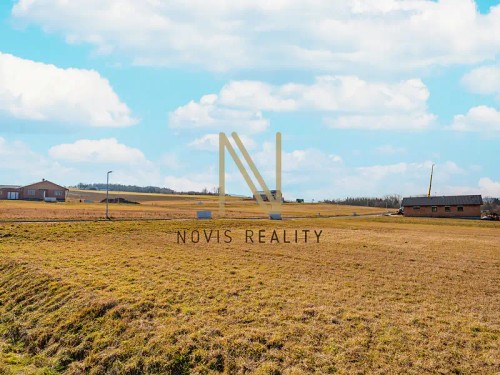Prodej stavebního pozemku 800 m²