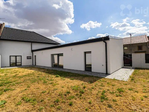 Prodej domu 183 m², pozemek 330 m²