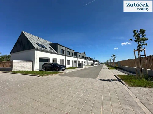 Prodej stavebního pozemku 1088 m²