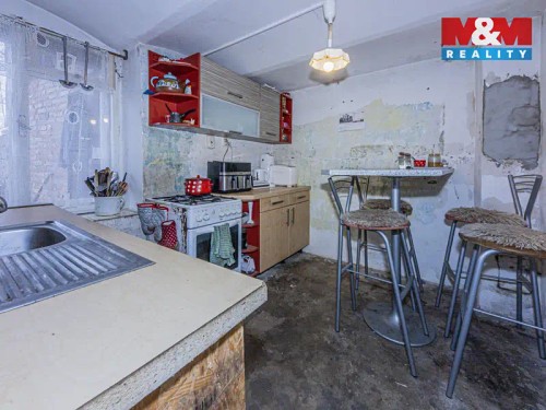 Prodej chalupy 149 m², pozemek 472 m²