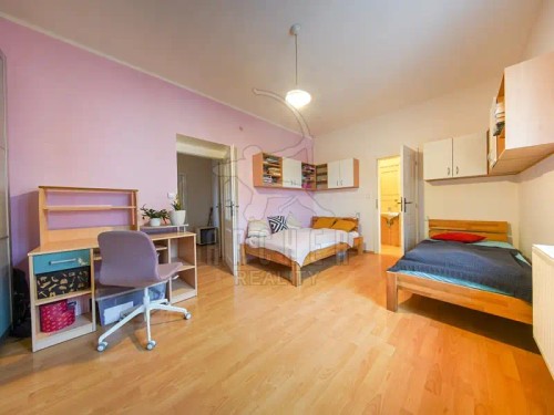 Prodej domu 324 m², pozemek 399 m²