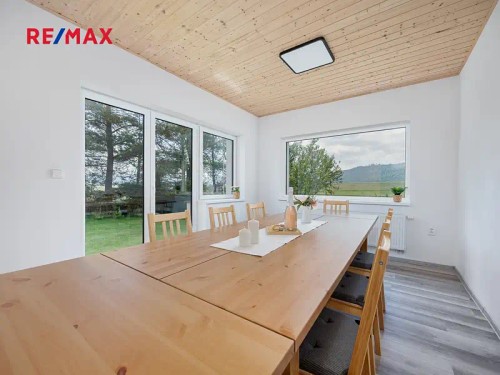 Prodej domu 276 m², pozemek 7487 m²