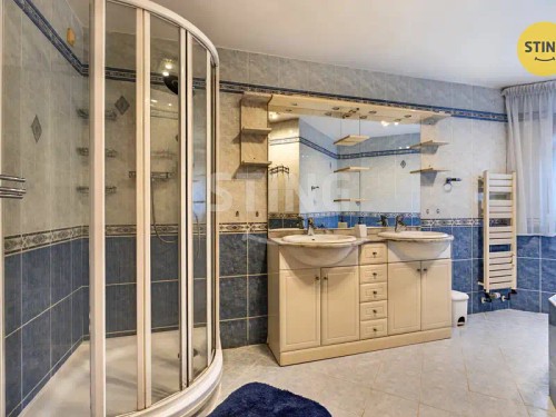 Prodej domu 215 m², pozemek 1157 m²