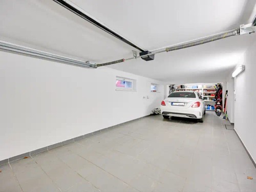 Prodej domu 378 m², pozemek 498 m²