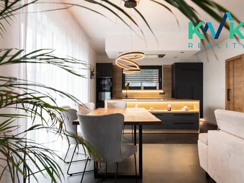 Prodej domu 228 m², pozemek 1069 m²