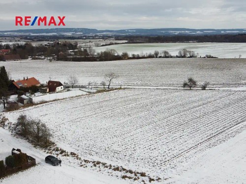 Prodej stavebního pozemku 2617 m²