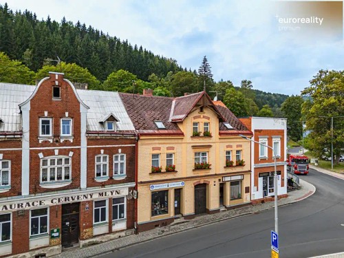 Prodej domu 380 m², pozemek 615 m²