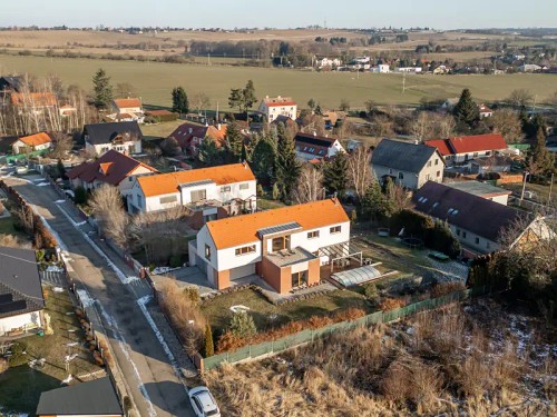 Prodej domu 304 m², pozemek 1352 m²