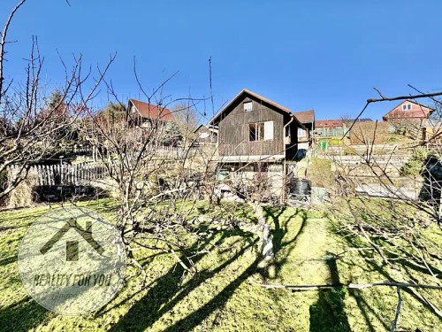 Prodaná chata 40 m², pozemek 386 m²