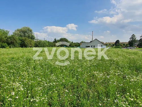 Prodej stavebního pozemku 1042 m²