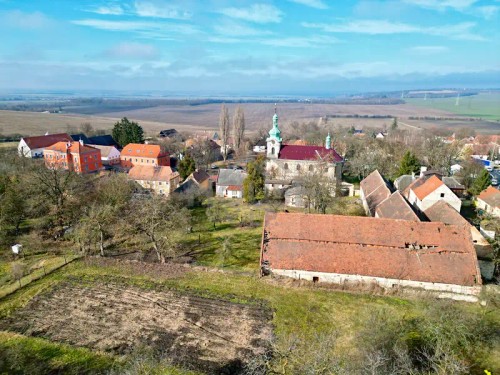 Prodej stavebního pozemku 1001 m²