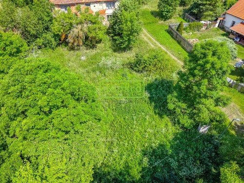 Prodej stavebního pozemku 1142 m²