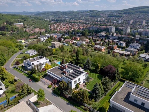 Prodej vily 479 m², pozemek 1503 m²