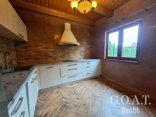 Prodej domu 249 m², pozemek 991 m²