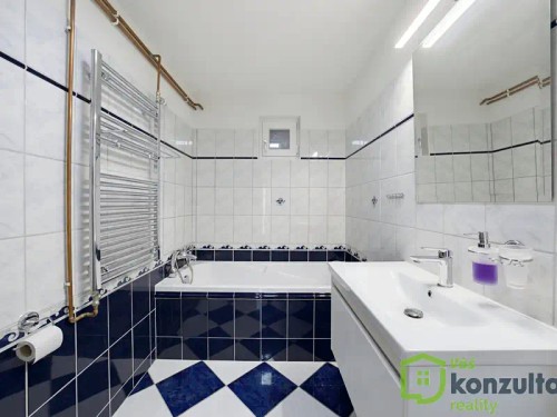 Prodej domu 241 m², pozemek 228 m²