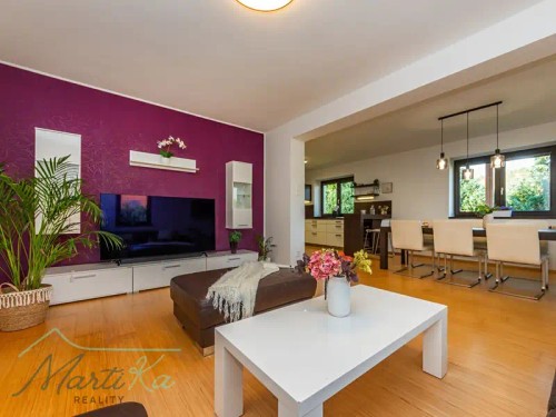 Prodej domu 216 m², pozemek 896 m²