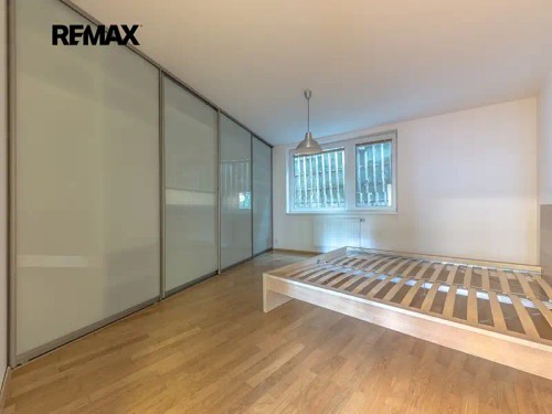 Prodej bytu 2+kk 70 m²