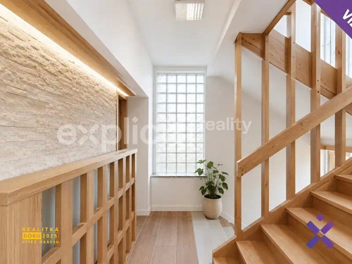 Prodej domu 322 m², pozemek 1048 m²