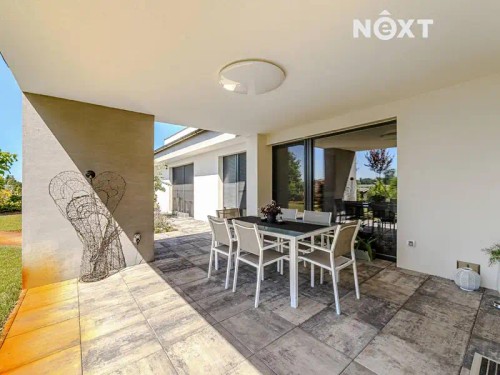 Prodej domu 258 m², pozemek 2038 m²