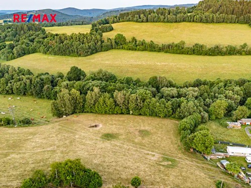 Prodej stavebního pozemku 2263 m²