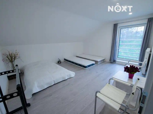 Prodej domu 263 m², pozemek 38000 m²