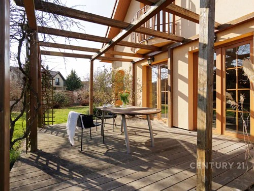 Prodej domu 242 m², pozemek 1 m²