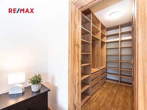 Prodej domu 202 m², pozemek 1160 m²