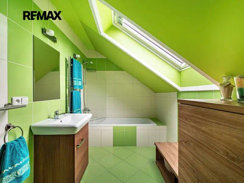 Prodej domu 215 m², pozemek 339 m²