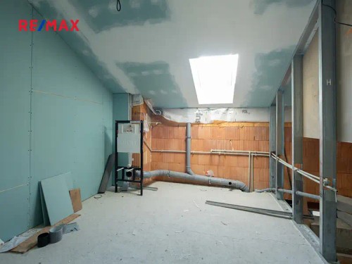 Prodej domu 222 m², pozemek 1071 m²