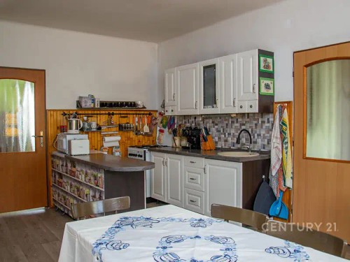 Prodej domu 222 m², pozemek 1316 m²