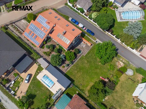 Prodej domu 570 m², pozemek 1464 m²