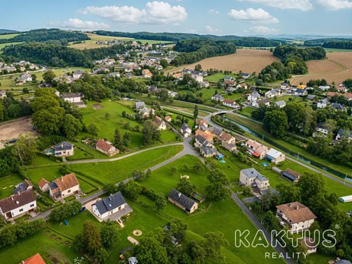 Prodej stavebního pozemku 969 m²