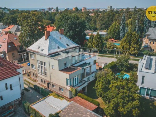 Prodej vily 591 m², pozemek 660 m²