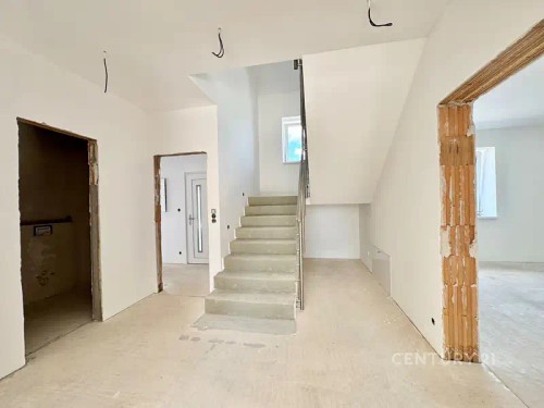 Prodej domu 240 m², pozemek 463 m²