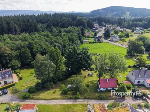 Prodej stavebního pozemku 1280 m²