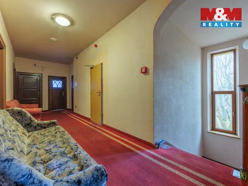 Prodej domu 664 m², pozemek 2367 m²