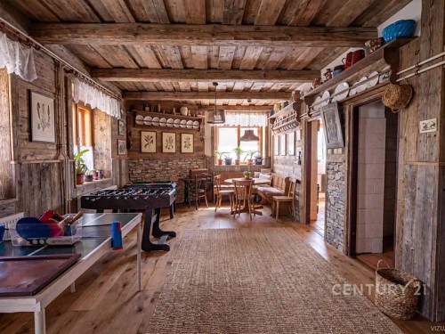 Prodej domu 458 m², pozemek 351 m²