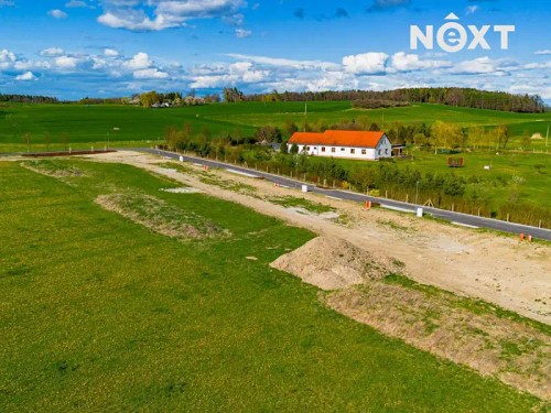Prodej stavebního pozemku 927 m²